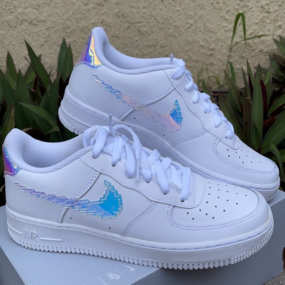 NIKE AIR FORCE 1 LV8 ‘DIGITAL SWOOSH’ WMNS - Picture 7 of 16
